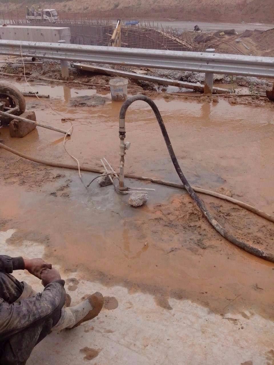 石城路基压密注浆